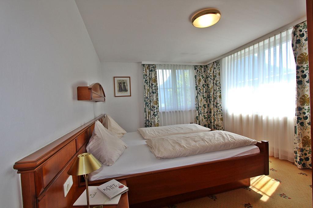 Landhotel Post Ebensee Am Traunsee ***S Exterior photo